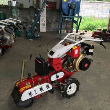 點擊查看詳細信息<br>標題：開溝機 閱讀次數(shù)：1821