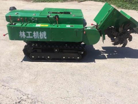 點(diǎn)擊查看詳細(xì)信息<br>標(biāo)題：履帶開溝機(jī)　 閱讀次數(shù)：1672